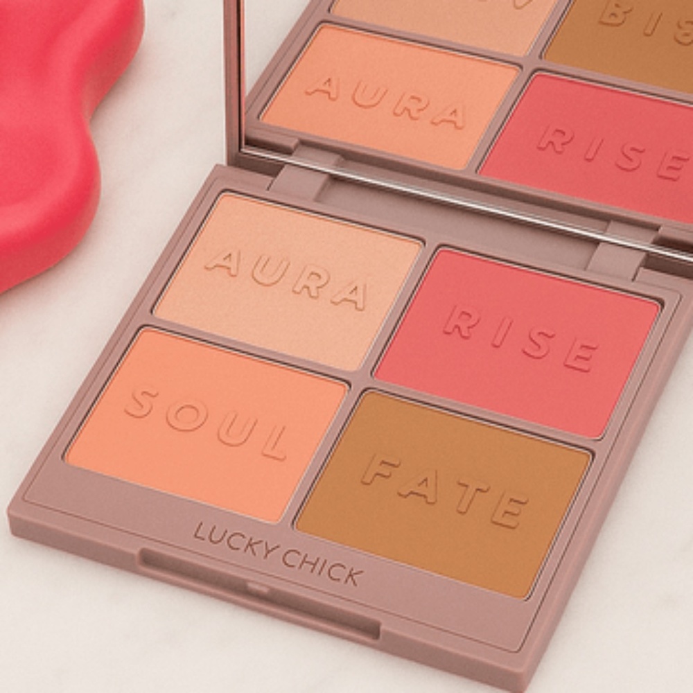 LUCKY CHICK MYSTIC HALO GLOW BRONZER + HIGHLIGHTER PALETTE